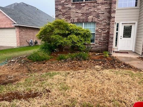 Gallery photos for Impressive Front Yard Glow-Up with Flower Beds: Image #2