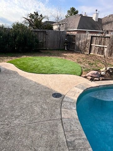 Backyard Artificial Turf Installation